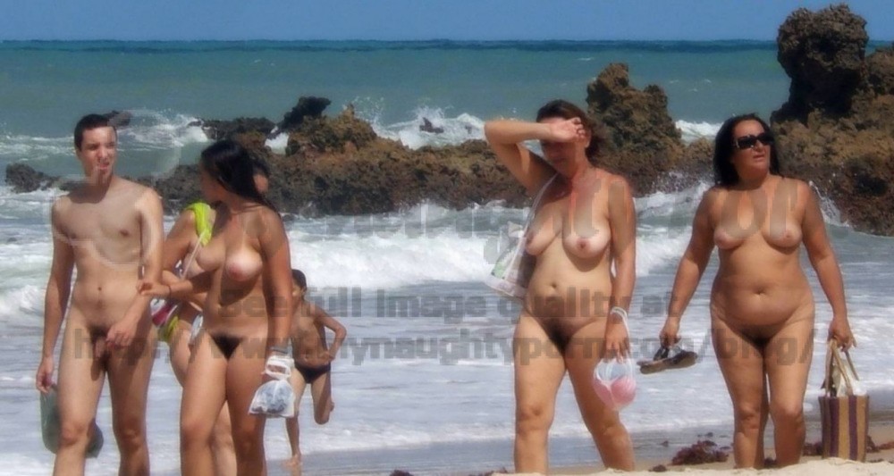 Beach Boobs Hairy - Big Large Naked Older Porn Woman Image 246557