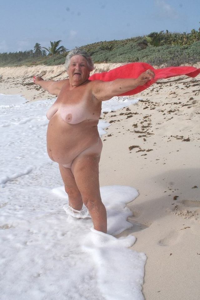 Granny Sex On Beach - Nude granma in beach - Porn clips