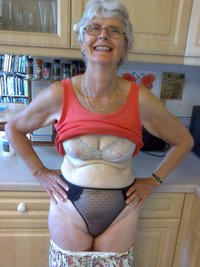 mature tit thumbs galleries pic small granny